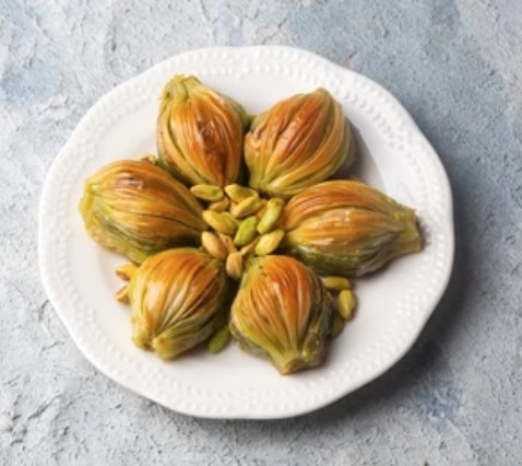 Taze Fırınlanmış 1 Kg Midye Baklava Tokat pasta